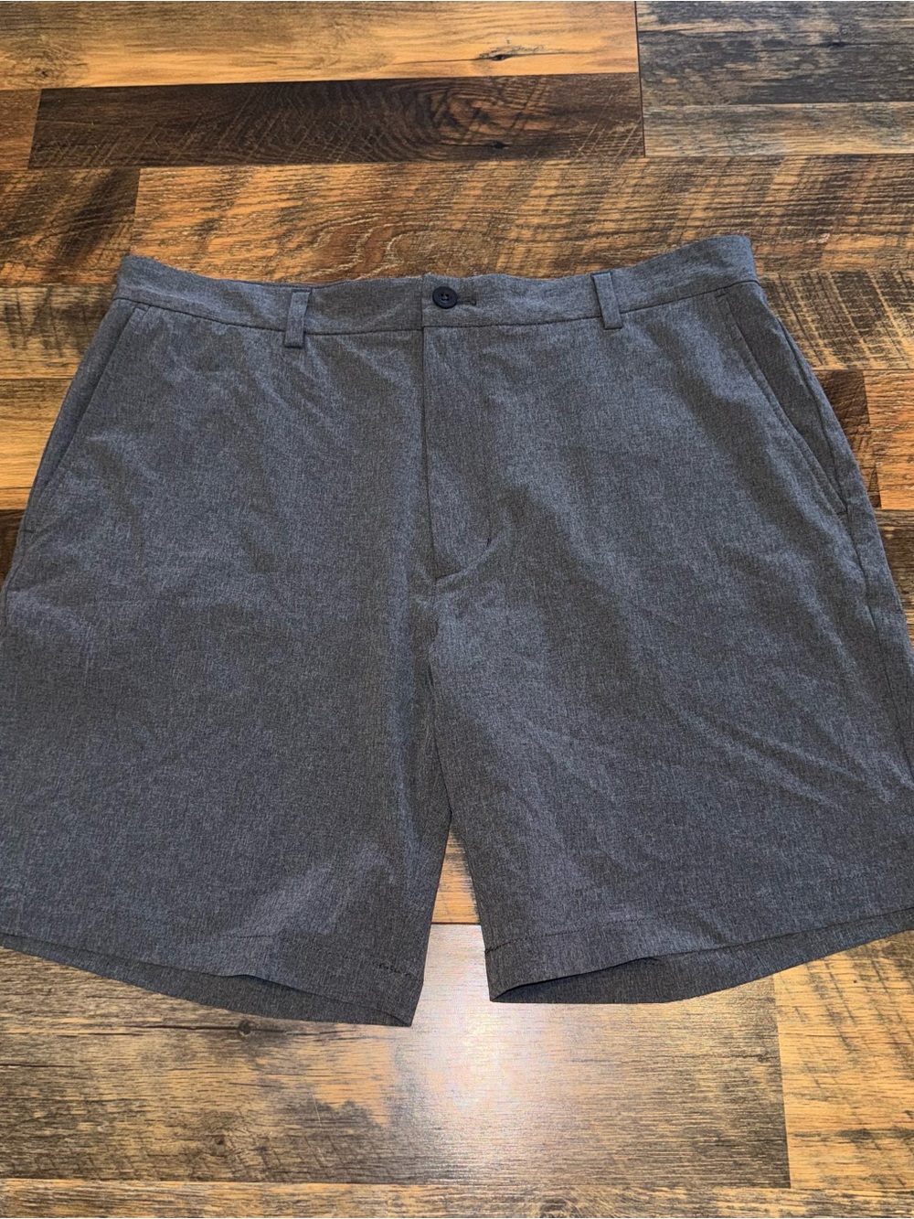 Vineyard Vines Charcoal Flat Front Performance Shorts